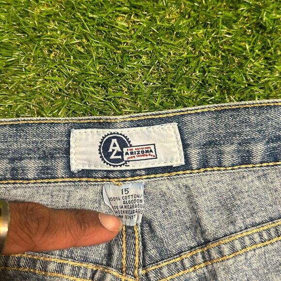 Arizona Jean Co. High-Waisted Denim Shorts - Picture 6 of 6